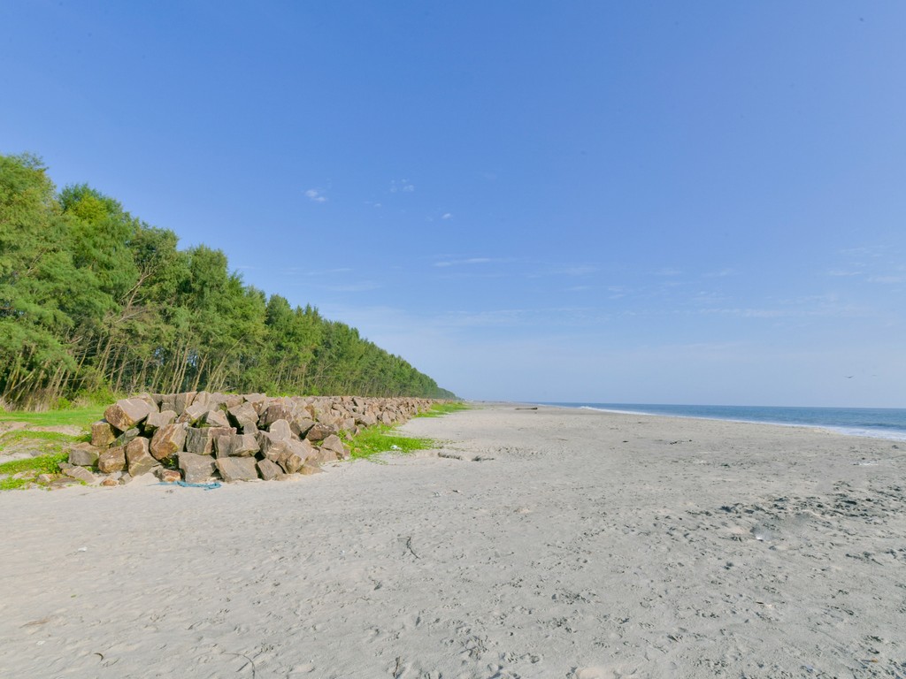 ezhupunna -beach
