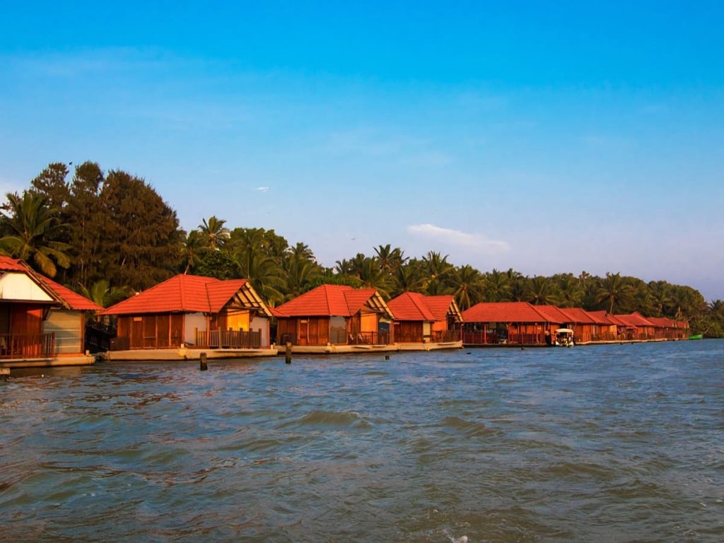 poovar-kerala-floating-cottages